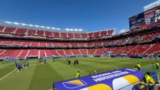 Prvi kadrovi sa stadiona: Zmajevi na terenu uoči meča sa SAD-om