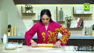 Upside Down Chicken Pot Pie | Delicious Chicken Pie | Chef Romana Hussain | Bake At Home | Masala TV
