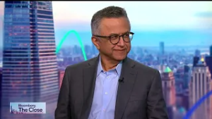 Victor Khosla Sees 'Fat' Tail Risk in Credit Markets