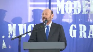 1.555 OBRAS EDUCATIVAS EN LA GESTIÓN DE GILDO INSFRÁN