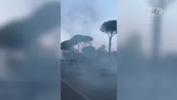 Top News - “Thyhet” qetësia, nis hedhja e molotovëve te Kryeministria, policia përgjigjet me gaz