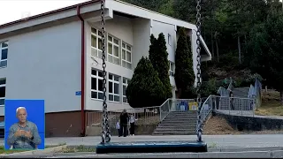Školsko zvono u Srebrenici: I ove godine dugim i lošim putevima, a bez prava na bosanski jezik