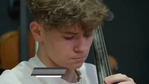 Exclusiv în România: Povestea unei familii de lutieri din Reghin (@TVR1)