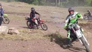 Realizan en Villa Clara eventos clasificatorios de motociclismo