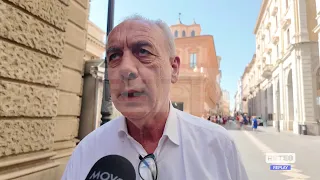 Chieti: Legnini halves his salary