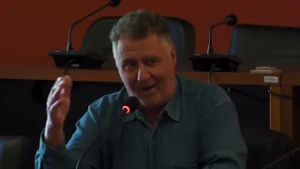 Αντιπαράθεση στο Δημοτικό Συμβούλιο Βόλου για τις ώρες συνεδριάσεων