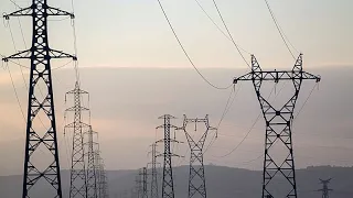 Los países de la UE plantan cara a Bruselas por las tarifas de la red eléctrica