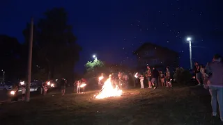 Svjetlost zajedništva: Tradicija petrovdanskih lila i danas živi na Ozrenu i Trebavi – 12.7.2026.