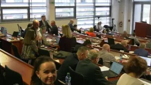 24. ZASADNUTIE POSLANCOV TSK