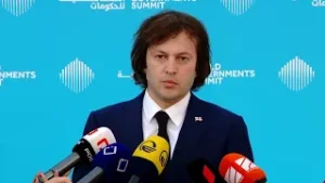 პროტესტი თსუ-სა და სტუ-ს გაერთიანების გამო - რას ამბობს კობახიძე