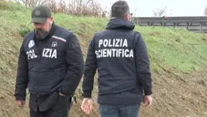 Sparatoria in A1, sopralluogo della polizia scientifica