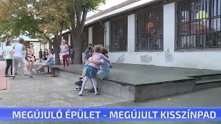 Megújuló épület – megújult kisszínpad
