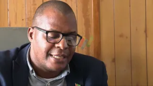 Chuvas no início do ano lectivo:Cerca de 18 mil crianças poderão ter aulas ao relento em Manica