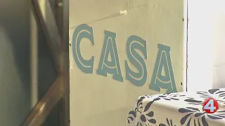 Restaurant holds fundraiser for chef detained by ICE