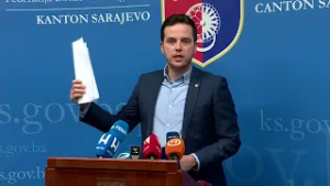 Premijer Uk na press-u o preuzimanju odgovornosti, stanju u GRAS-u i mjerama nakon tragedije