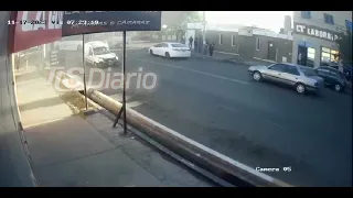 Choque en Rawson - Cámara de Seguridad