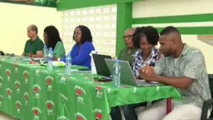 Orde in bestuur en salarissysteem na zeven maanden regeringsdeelname