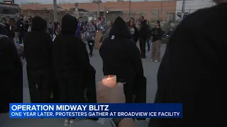 Demonstrators hold peaceful vigil outside Broadview ICE facility 1 year after Operation Midway Blitz