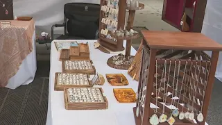 Thousands visit Overland Park Fall Festival despite rain