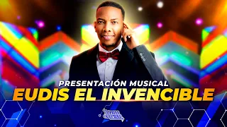 Musical performance by Eudis El Invencible | De Extremo a Extremo