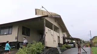 Hawaii Island pounded with rain, Pahala blown roof