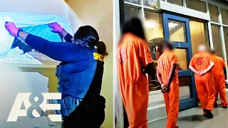 Officers Find Inmate Contraband | Behind Bars: Officer Cam | A&E