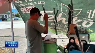 SCHOOL HOLIDAYS, GREEN TEA SALES DROP FOR VENDORS IN SELUMA