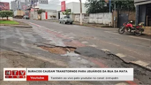 Buracos causam transtorno para usuários da Rua da Mata