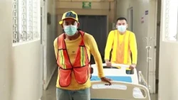 Inmates working under the Zero Leisure program