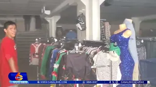 Incendio estuvo a punto de reducir a cenizas tienda de ropa usada en el Barrio Concepción de SPS