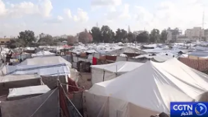 العائلات النازحة تواجه نقصا حادا في الغذاء والماء والإمدادات الطبية خلال شهر رمضان