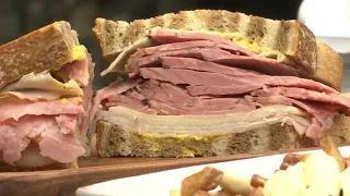 Canadian Restaurant Lester's Deli opens FIRST location in Sin City