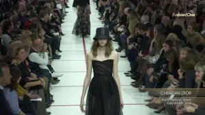 CHRISTIAN DIOR Paris Fashion Week Fall/Winter 2019