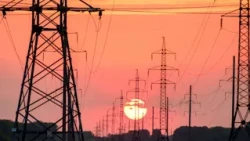 Sheinbaum leads energy sector review in Mexico
