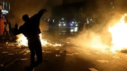 Albânia: protestos estudantis em Tirana tornam-se violentos com a Revolução Flamingo