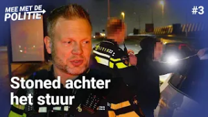 Fransman slingert op snelweg, auto's kapot door harde aanrijding | Mee met de Politie #3