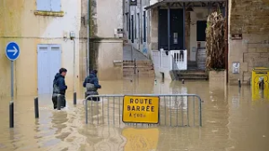 Наводнение во Франции: дожди шли 35 дней подряд, это рекорд с 1959 года