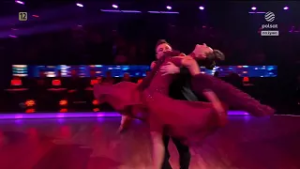 Kamil i Iza - Walc wiedeński | Dancing with the Stars. Taniec z Gwiazdami 18. Odcinek 1