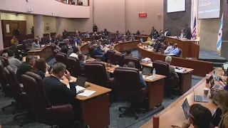 Alderman delay vote on sale of Chicago parking meters
