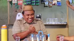 PARAKOLOLO - SEKOLAH RAKYAT