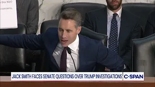 Sen. Hawley to Jack Smith: "I'd charge you with perjury"