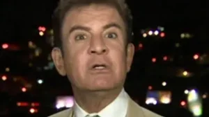 Nasralla: "Es un papagayo intoxicado de ego"