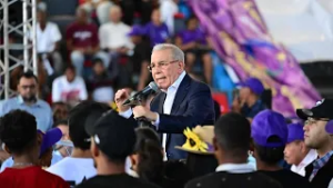 Danilo Medina denuncia “triplicación” del costo de Monte Grande