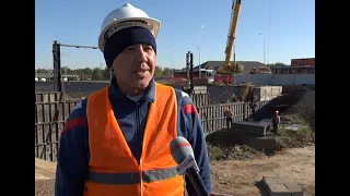 11-ші мөлтек ауданы маңында Сазды су арнасындағы бөгеттің құрылысы жүріп жатыр
