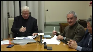 ΠΡΟΓΡΑΜΜΑΤΙΚΗ ΣΥΜΒΑΣΗ ΜΕ ΤΟΝ ΔΗΜΟ ΠΑΞΩΝ ΥΠΕΓΡΑΨΕ Η ΠΕΡΙΦΕΡΕΙΑ ΓΙΑ ΑΜΕΣΕΣ ΕΡΓΑΣΙΕΣ ΚΑΘΑΡΙΣΜΟΥ ΡΕΜΑΤΩΝ