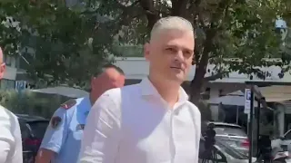 Top Channel/ Paraqitet në Spak Gentian Gjyli, ish-drejtori i ARRSH shoqërohet nga avokati
