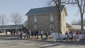 Latest News | Fort Smith high schools join forces for ICE protest