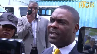Pastè Maxo JOSEPH fè depo pyès li nan biwo BED Lwès 1 an kòm kandida pou pòs prezidan