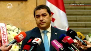 შალვა პაპუაშვილმა ჟურნალისტების კითხვებს უპასუხა