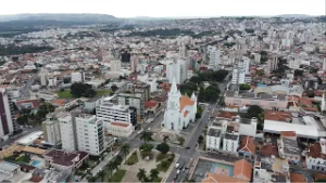 Trabalhadores da rede estadual de educação podem entrar em greve a partir desta quarta-feira